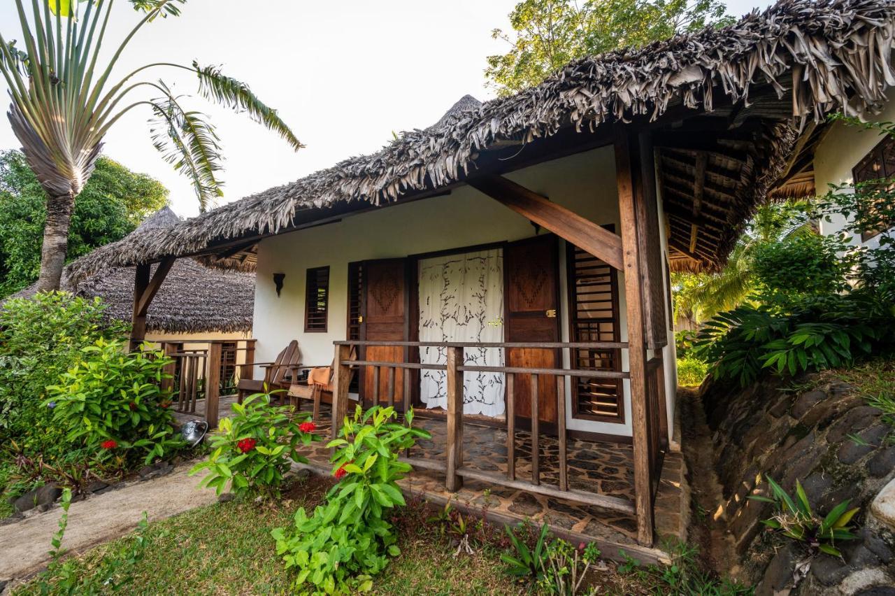 Sakatia Lodge Ampasimena Екстер'єр фото