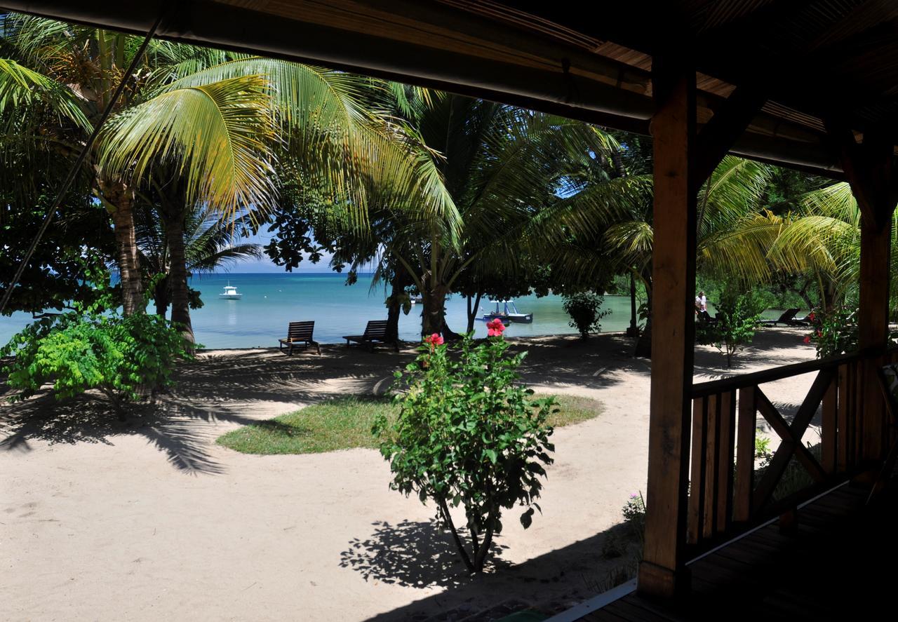 Sakatia Lodge Ampasimena Екстер'єр фото